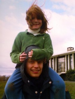 1916770_160322598007_3777087_n